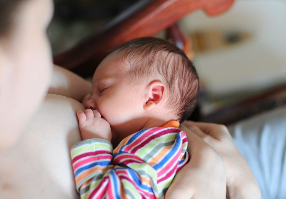 benefícios da amamentação para o bebê